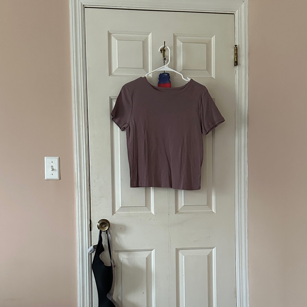 Everyday Crewneck Tee in Mauve